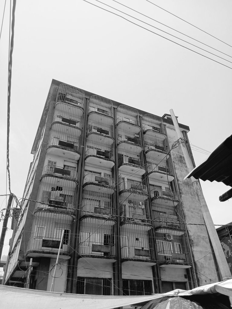 zakThrob's tweet photo. Somewhere in Freetown 
 📸 https://t.co/4NPOuolUZi