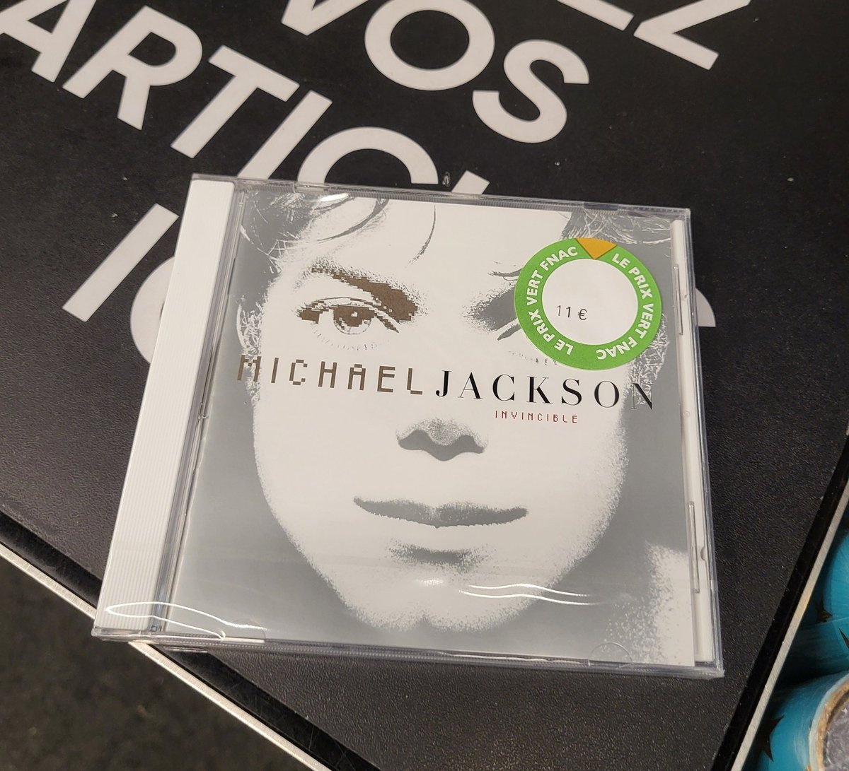 Shiny King ✨ Michael era tweet media