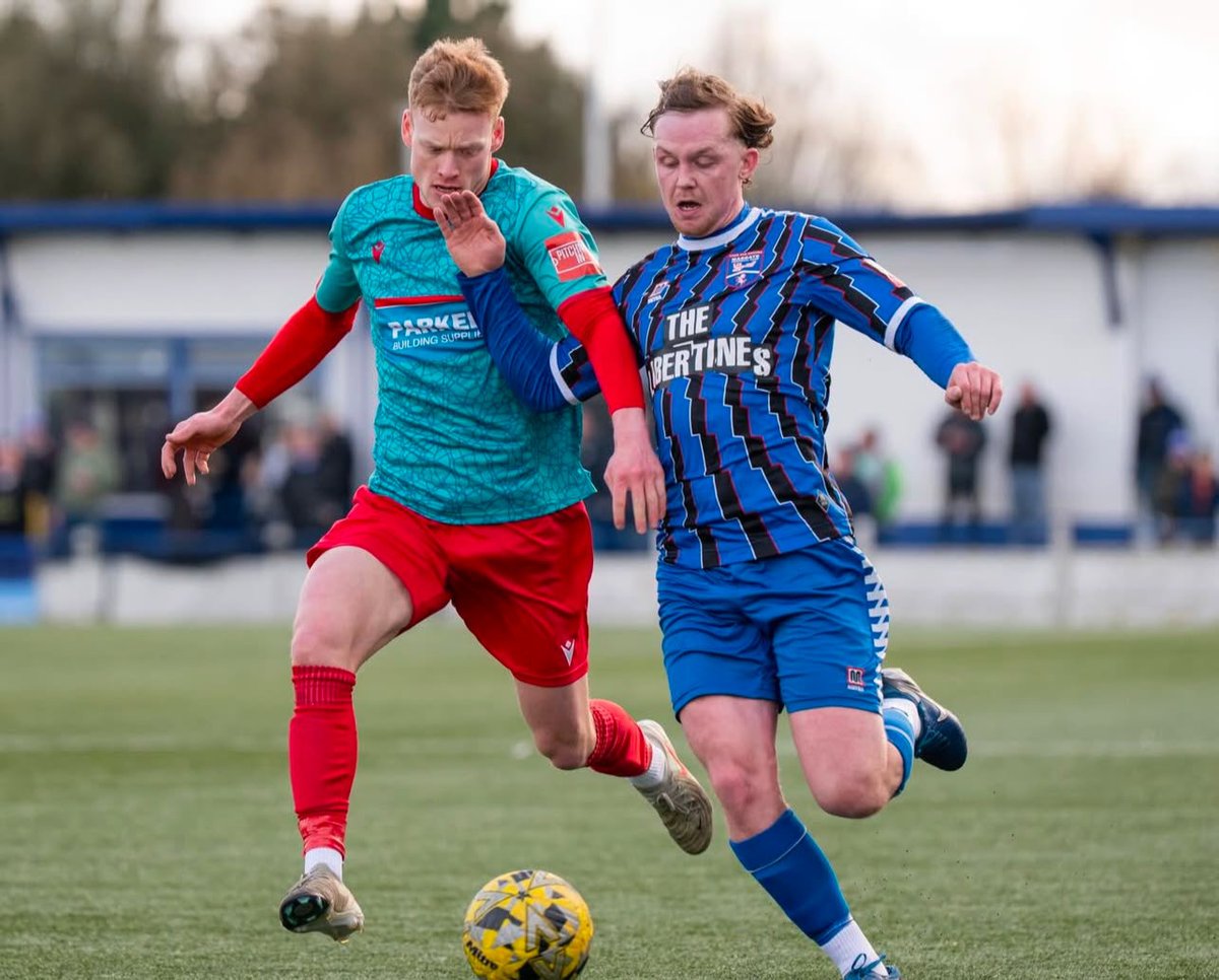 MayhewBoy's tweet photo. Bit of stop start season for me personally as had some personal goals and targets to focus on away from football…. 

Looking forward to seeing what next season has to offer 🤩

29 Games 🏟️
4 assist 🎯
1 goal ⚽️

With a 3 month break… #football https://t.co/0DDpkT8L7k