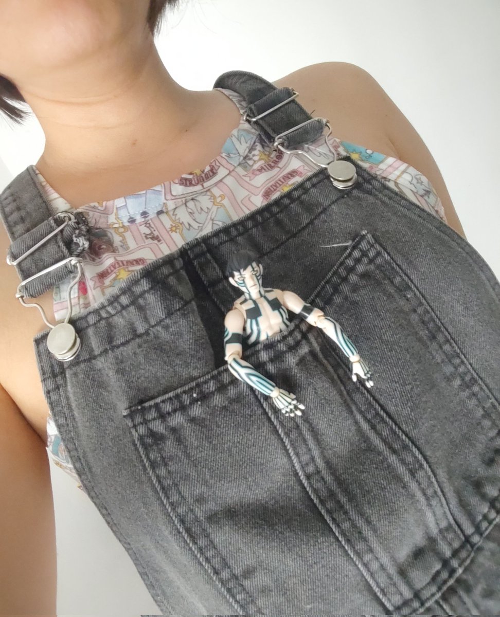 D4CKazama demifiend's wife tweet media