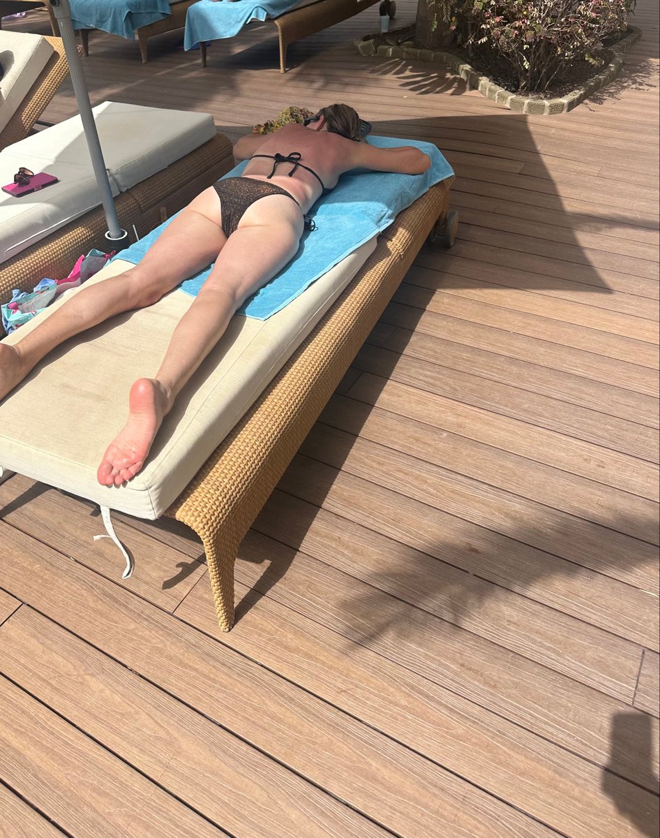 rogerroger2930 tweet media