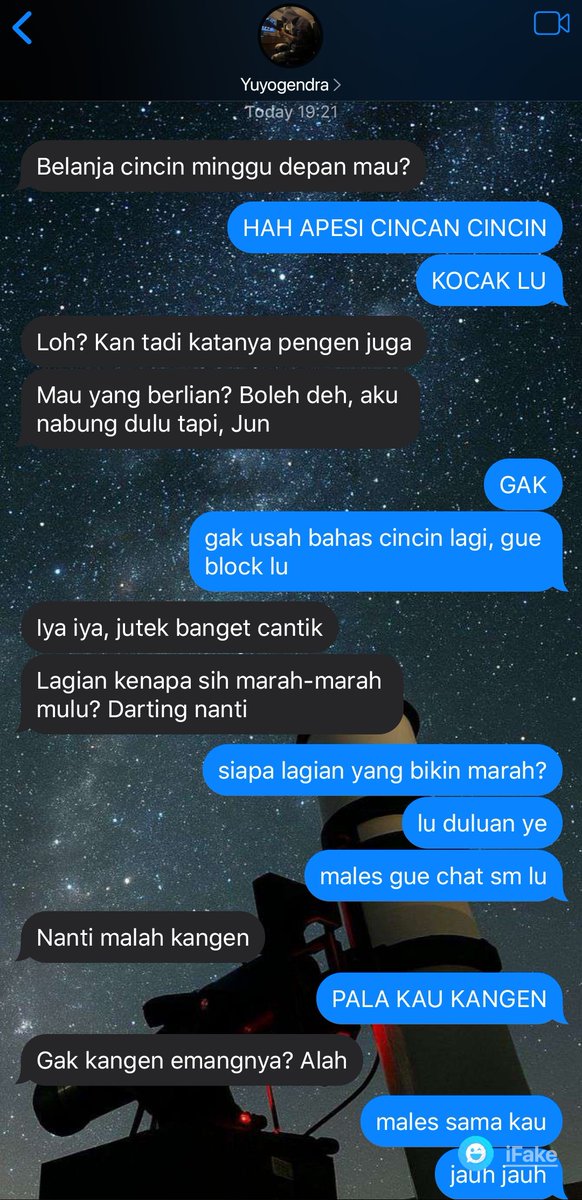 moawazznies's tweet image. #Notesun 🎵☀️ One Tweet AU (From universe si cantik) 

setelah pengumuman beli cincin di grup chat

"What are we??"

(Ada topping di reply)