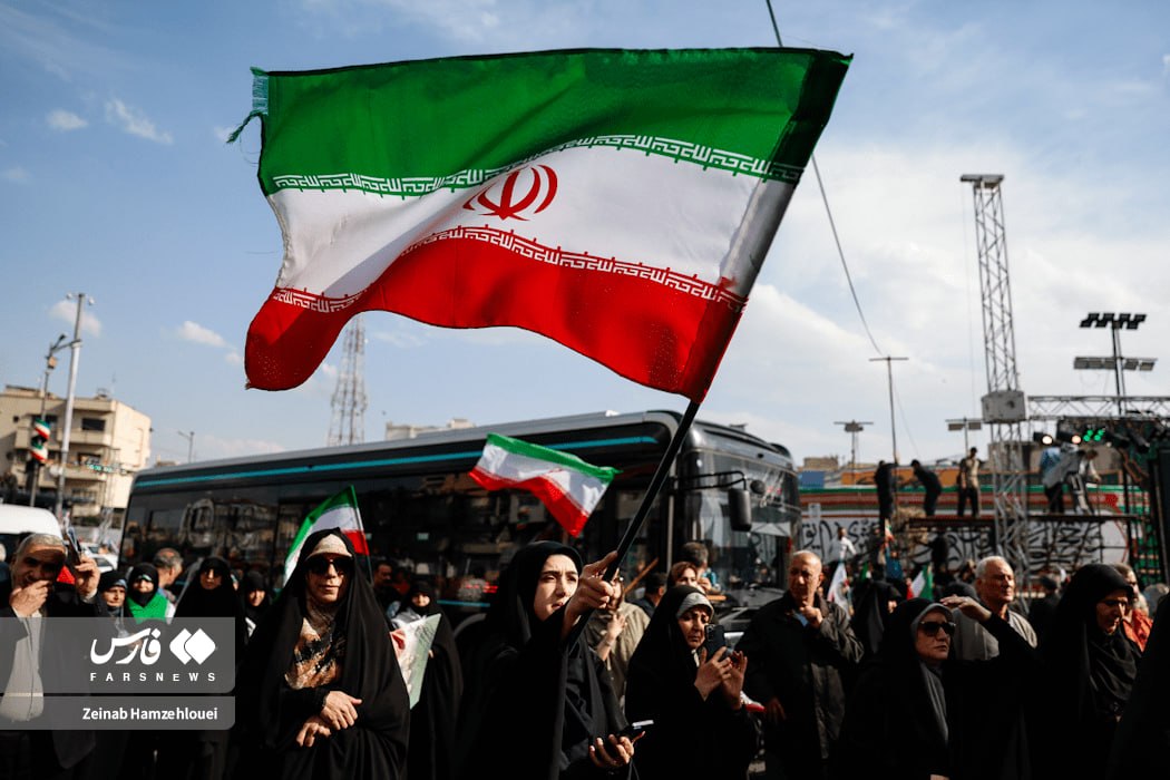 خط رهبری tweet media