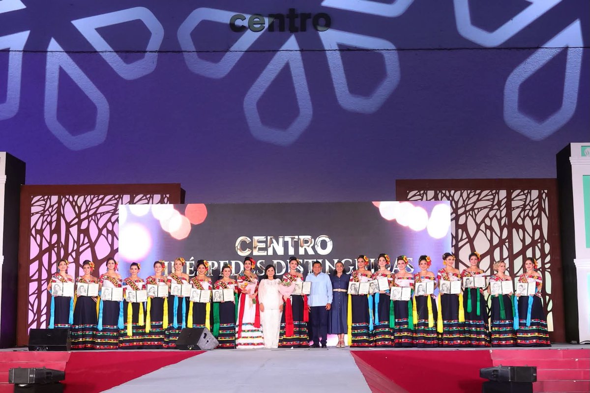 ✨ Así se vivió la Declaración de Huéspedes 
Distinguidas por parte del H. Ayuntamiento de Centro.

Nuestras embajadoras protagonizaron una tarde llena de orgullo y tradición, en un evento que reconoce su presencia y el honor de representar a cada municipio de Tabasco. 🌺💚