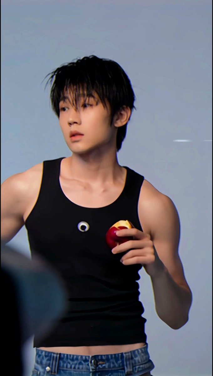 Actzoon's tweet photo. Wu Junting 🥵🫣 https://t.co/3T6z330syN
