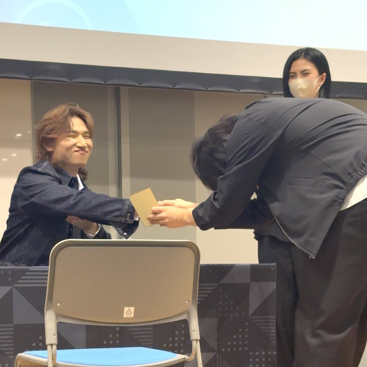 わりお tweet media