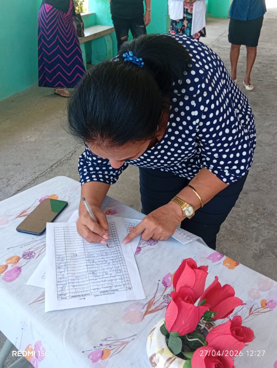 MaraEle68135360's tweet photo. #MiFirmaPorLaPatria más que un acto es un compromiso con la #Patria #MujeresEnRevolución
de  #ProvinciaGranma https://t.co/FFhXIVC66w