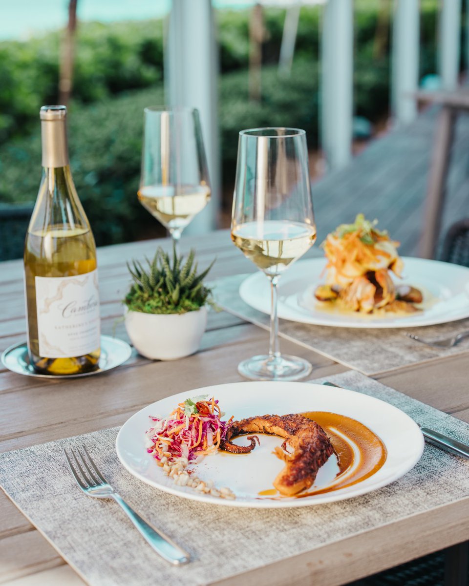 FSOceanClub's tweet image. Oceanside dining elevated, from every course to every detail at DUNE by Jean-Georges.

Visit the link to reserve your table: bit.ly/4suffkQ

📷 photo by: @kiraamaa

#FSOceanClub #FourSeasons