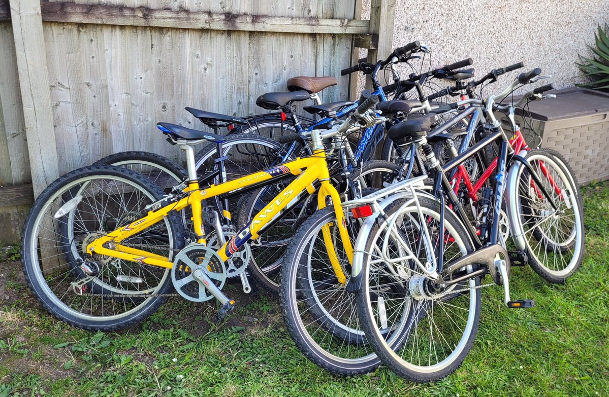 PuffaJones's tweet image. Bikes for @GreenhillSchoo1 ready for collection tomorrow morning....

#freebikes4kids #community #cycling #bmx #mtb #charity
#giving #KindnessMatters 
#MentalHealthMatters 
#newport #recycle
#free #pedallingtheport