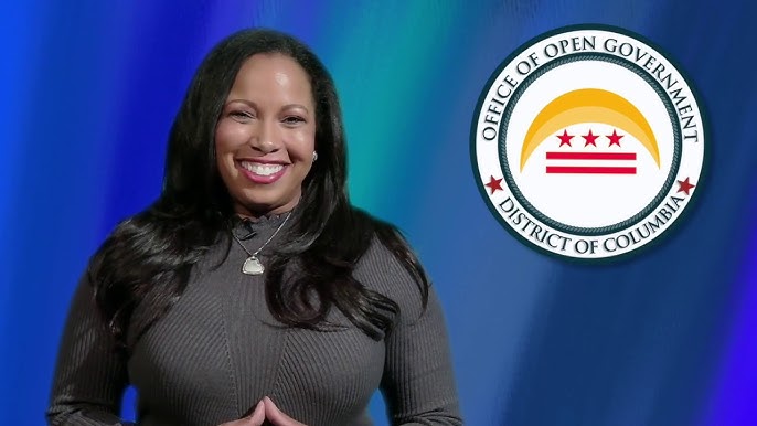 FitnessFarmDC's tweet image. Wig wearing criminal suspect Niquelle Allen wears so much wigs and weaves . How many little girls in india had to sell their hair for criminal suspect Niquelle Allen @dcbega? #wig #criminal #Government 
#NiquelleAllen