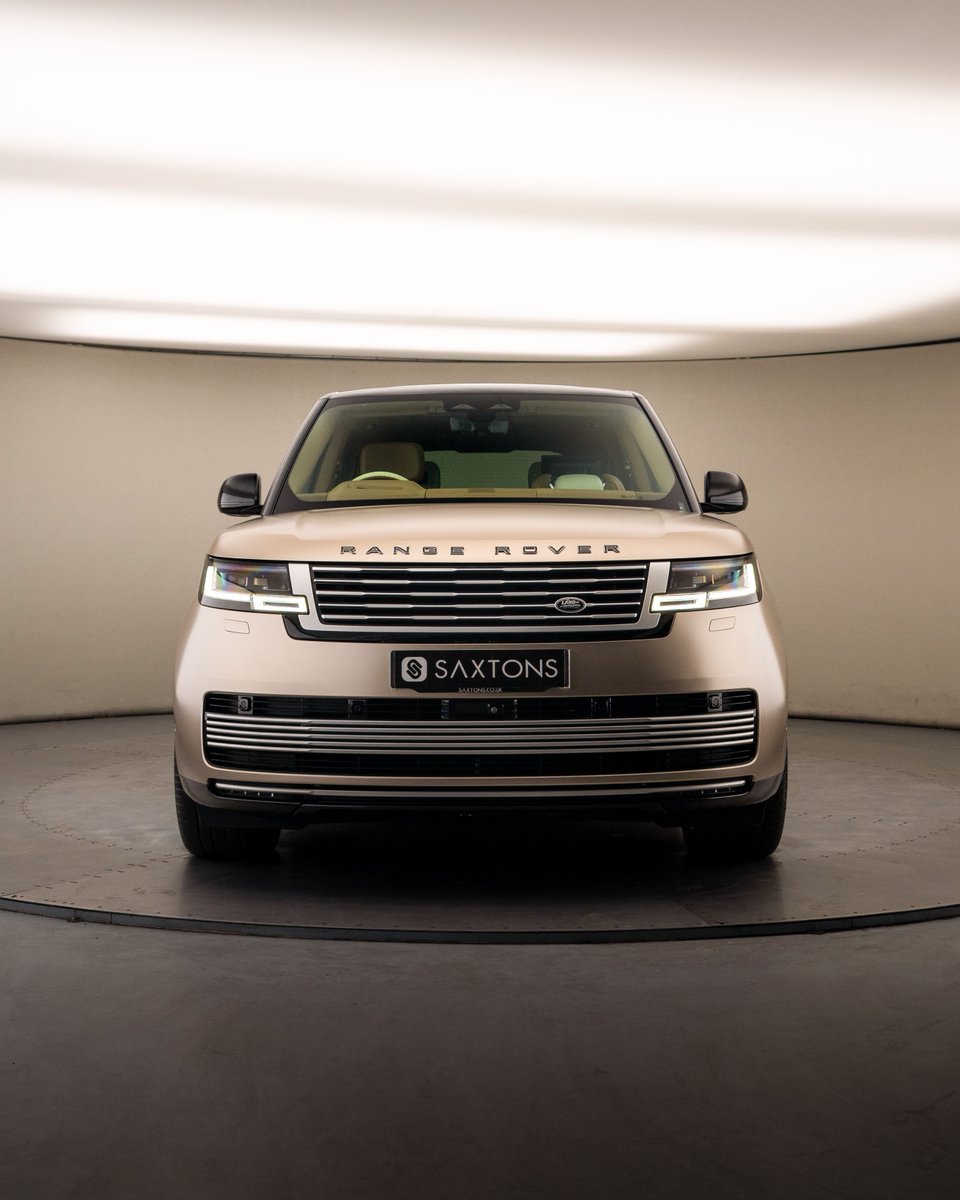 saxtonsofficial's tweet image. Just arrived... 2023 Land Rover Range Rover SV P550e 38.2KWh 

Now available at Saxtons📍

Colour: Sunset gold - Satin
Price: £115,000
Mileage: 24,707
Reg: SA25 GPX

Link:saxtons.co.uk/vehicle/land-r… 

#landrover #rangeroversv #rangerover