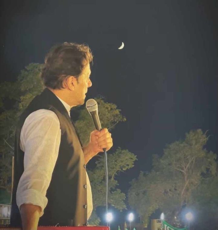 khansa tweet media