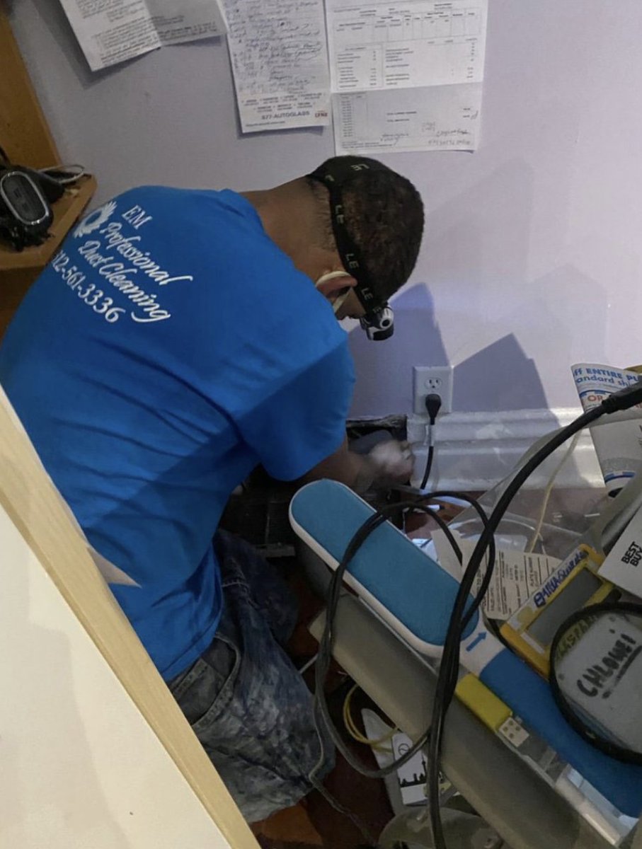 EmDuct's tweet photo. Contact EM Duct Cleaning for professional air duct and dryer vent cleaning in Chicago, IL! 
https://t.co/xuUFK57JBt (312) 561-3336

#AirDuctCleaning #ChicagoAirDuctCleaning #DryerVentCleaning #ChicagoDryerVentCleaning #Chicago https://t.co/WGIqrioN2U