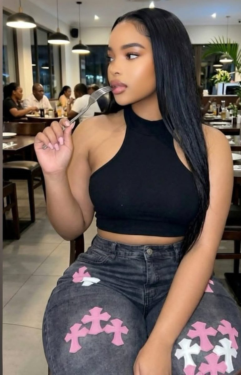 SUGAR 🦋 tweet media