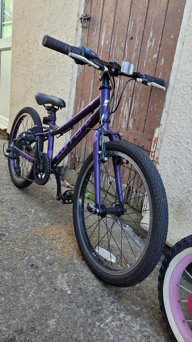 PuffaJones's tweet image. Thanks to Gareth and family for making this generous double bike donation this afternoon ❤️ 

#freebikes4kids #community #cycling #bmx #mtb #charity
#giving #KindnessMatters 
#MentalHealthMatters 
#newport #recycle
#free #pedallingtheport