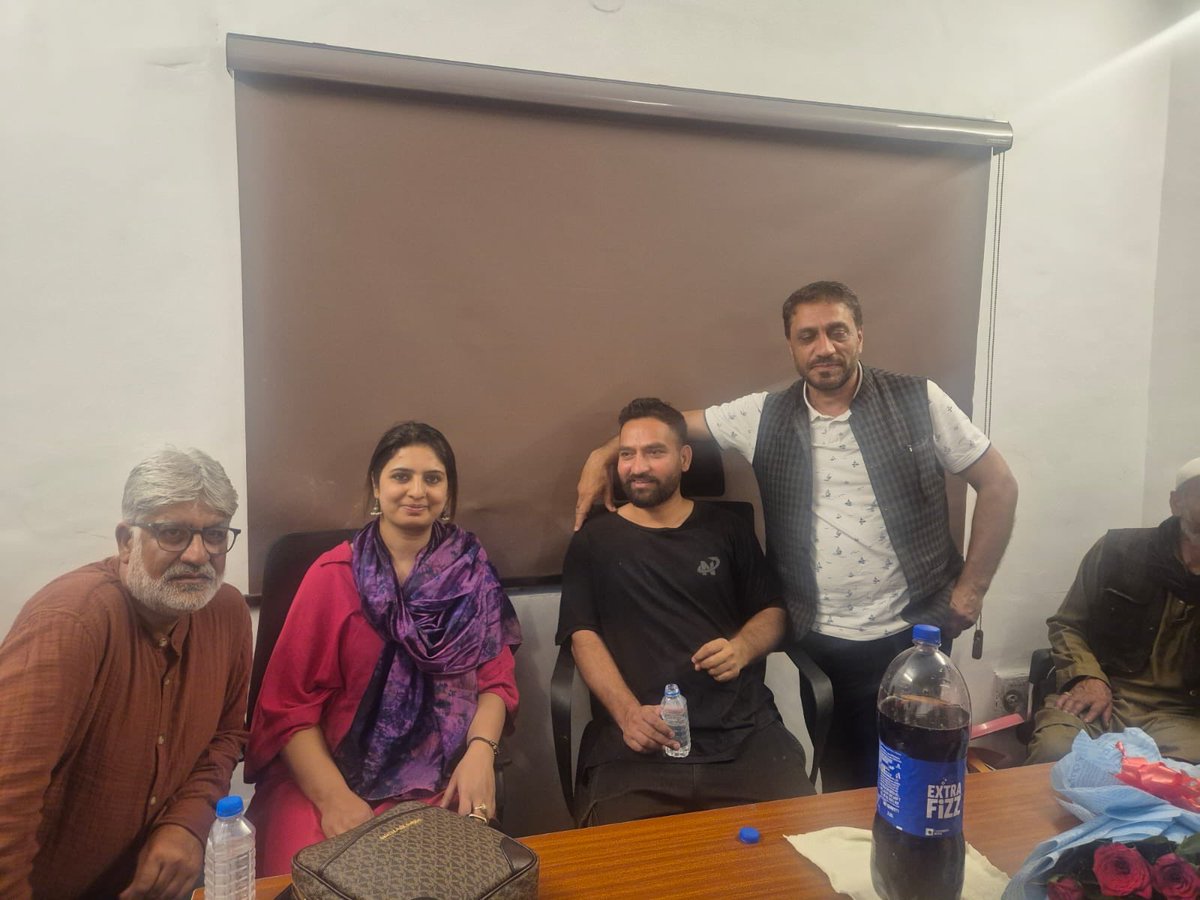 Deeba khan tweet media