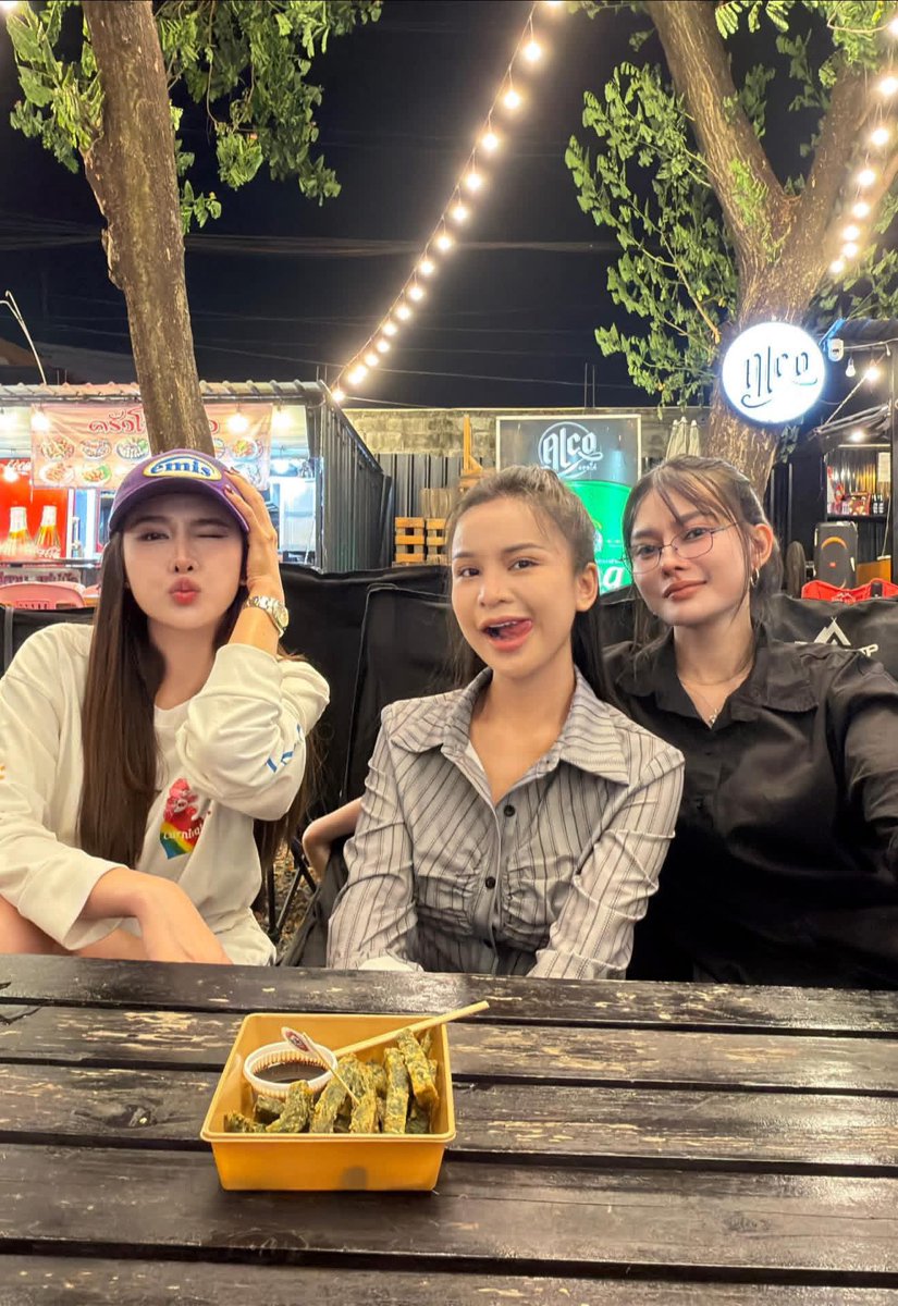 ForSnack_Official tweet media