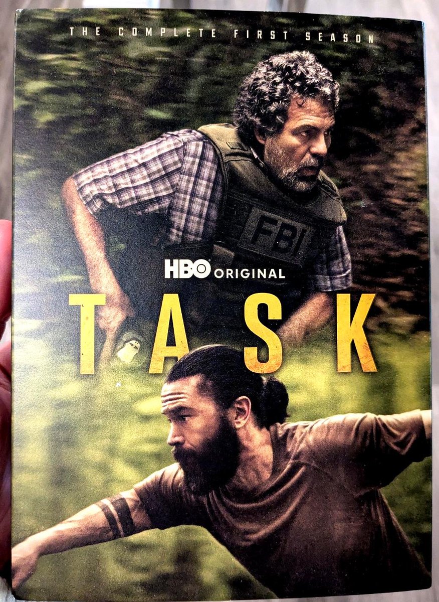 HDMOVIESOURCE's tweet image. Do you still like watching TV shows on DVD, or do you only pick them up when the show isn’t streaming anywhere? We watch our TV shows in the office, and DVD is perfect for that. #PhysicalMedia