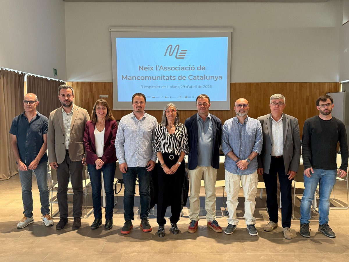 MIDIT2020's tweet photo. 1/5  La @MIDIT2020  ha acollit la constitució formal de la nova Associació de Mancomunitats de Catalunya (AMC). 🧶👇 https://t.co/2fCkHsBBSI