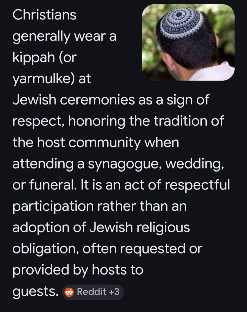 LynnieBlue tweet media