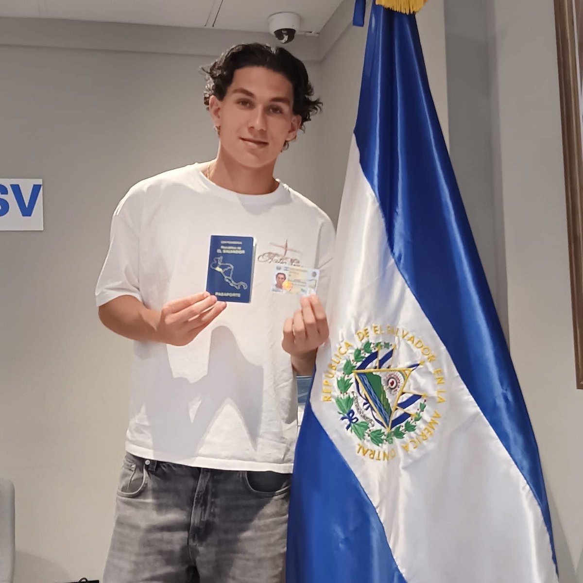 Rodrigo Velis tweet media