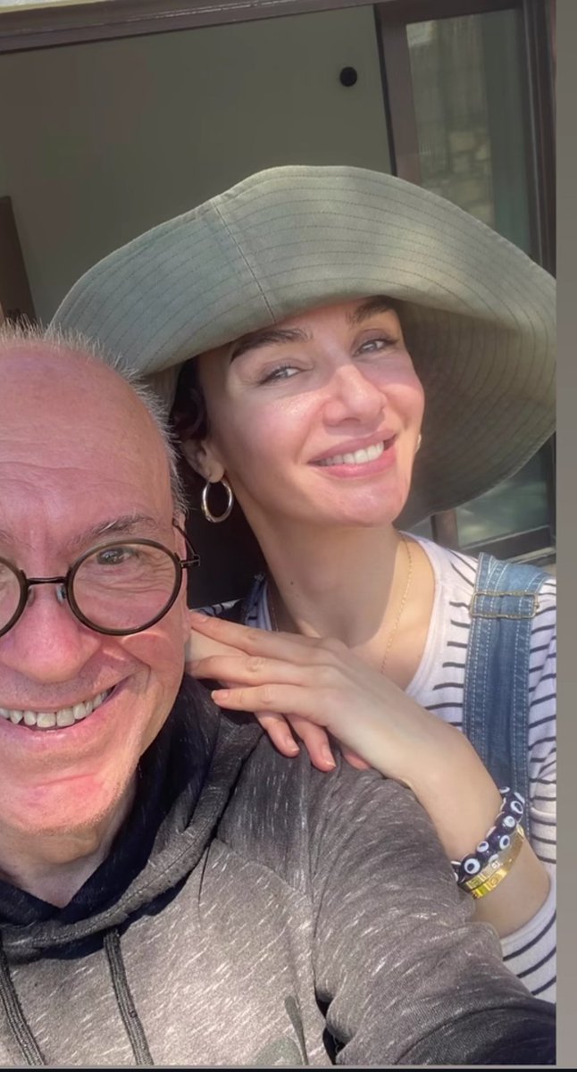 #BirceAkalay 🤗💚