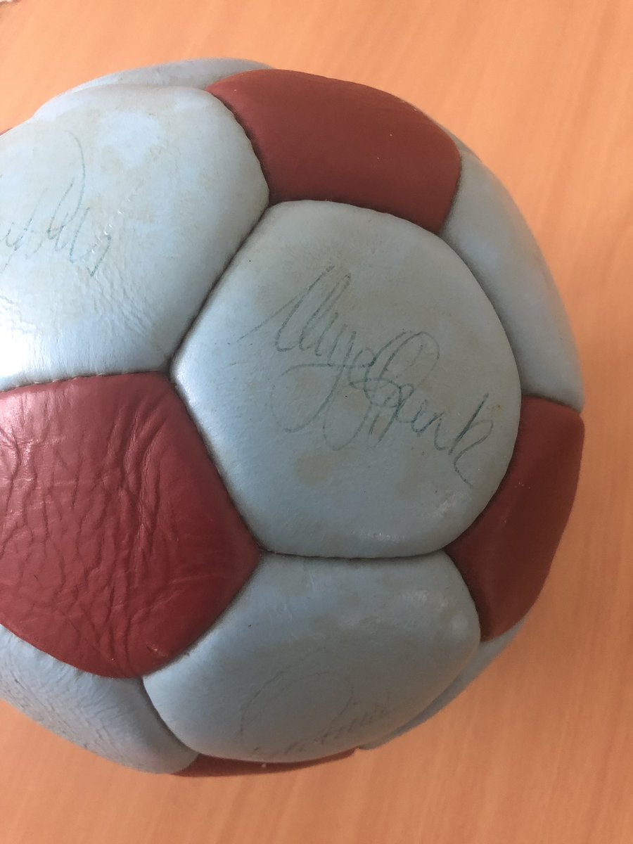 TS1874's tweet photo. Online antique dealer wants £950.00 for same as mine , signed 1982 original ball , I will take £949.90 lol https://t.co/Od9WP5m6Bt
