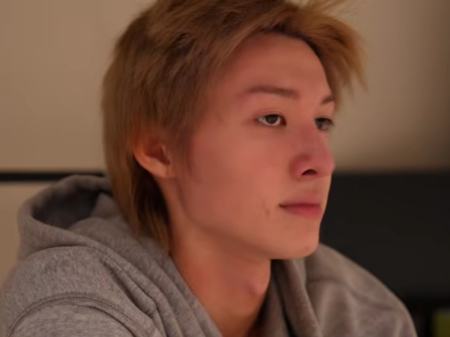 apple ࣪ 𓈒 ⭒ tweet media