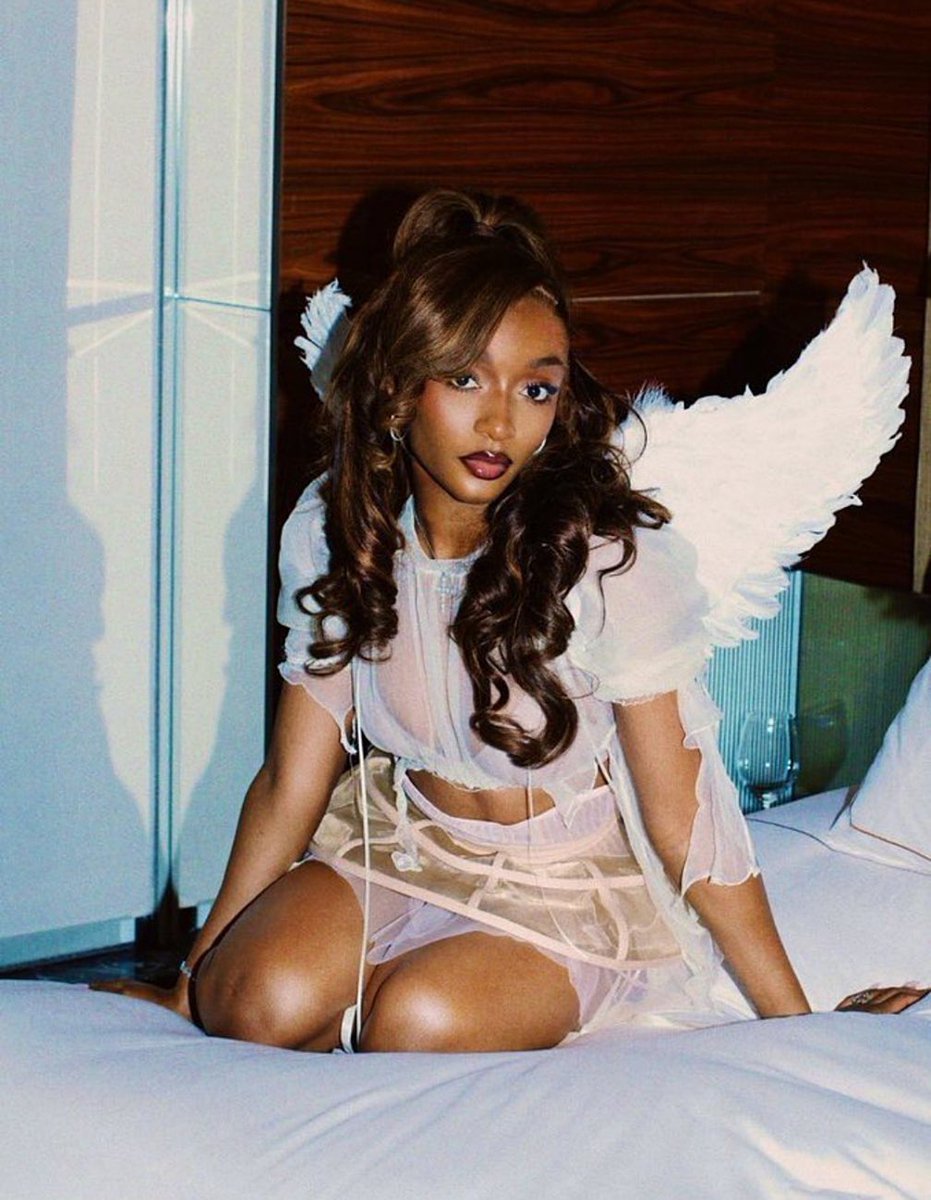 Ayra Crave tweet media