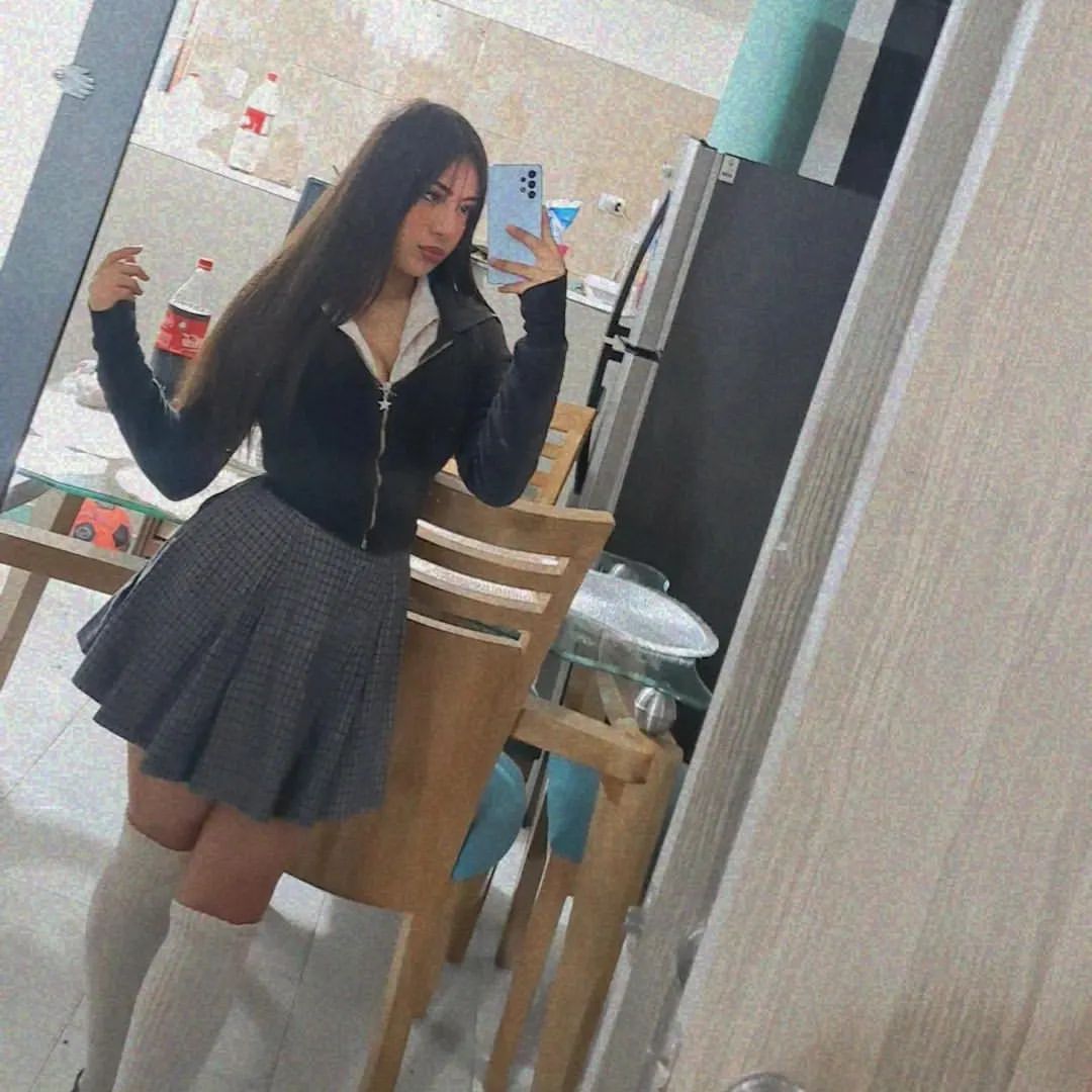 Romina1corazon's tweet photo. 😈 Te hago temblar solo con mi actitud y cercanía 🔥 https://t.co/3QwwjfIkrB