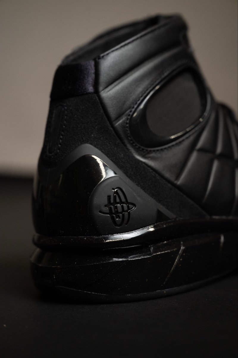 Sole Fly tweet media