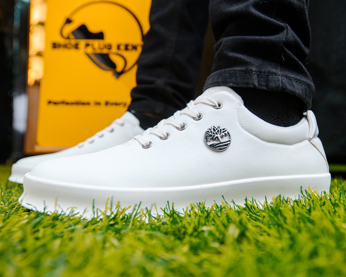 shoeplugkenya's tweet image. Nothing hits like a crisp pair of white 
💵Ksh 3,999/-  ✨️Sizes 40 to 45

📞0710 625 165

📍Star Mall, shop G1 (Tom Mboya Street) 
📍Superior Centre, 2nd Floor, H10 (Kenyatta Avenue)

🚚We deliver countrywide

we are #Luxury, We are #perfection, we are #shoeplugkenya #shoeplug