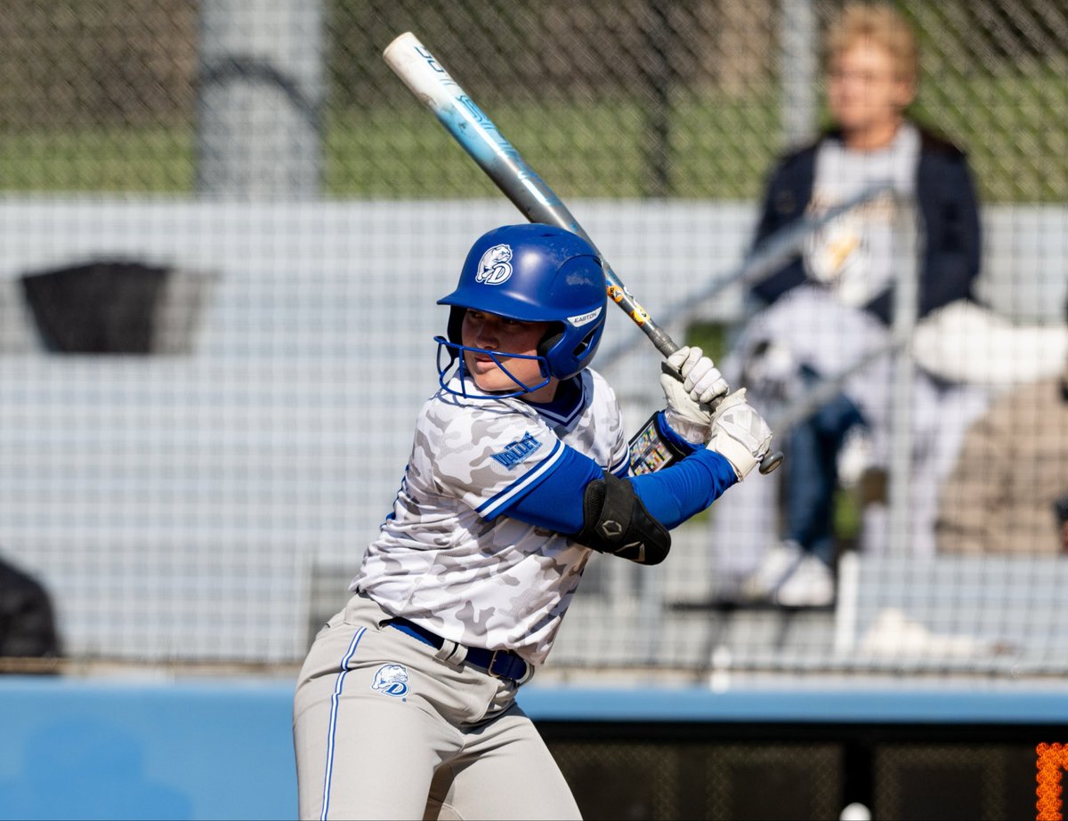 Drake Softball tweet media