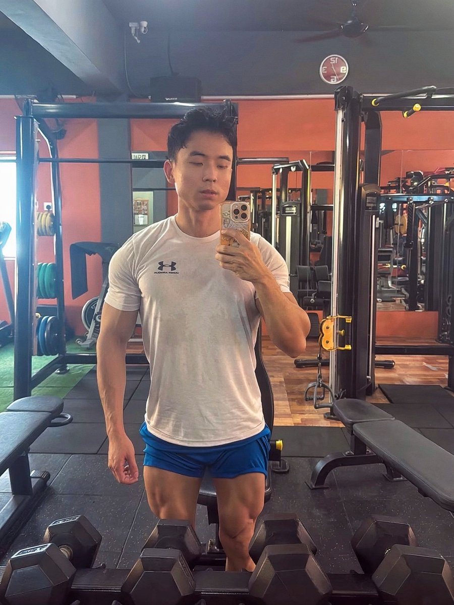 kith_chan's tweet image. With or without?
#gym