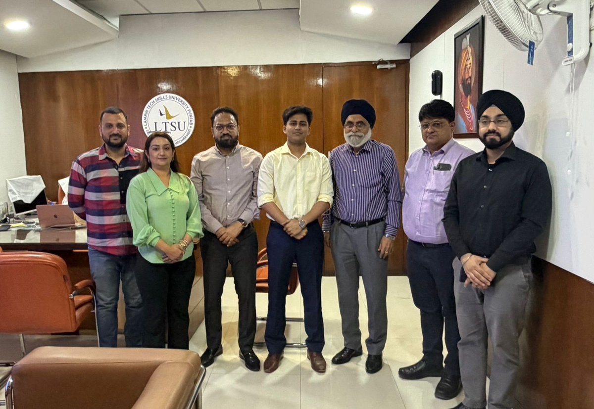 lamrinuniv's tweet image. Empowering Future Leaders at LTSU!
The Lamrin Tech Skills University (LTSU), Rupnagar, through its University School of Allied Health Sciences, successfully organized an insightful seminar on “How to Crack UPSC” in collaboration with NeXT IAS Academy.

#LTSU #UPSCPreparation