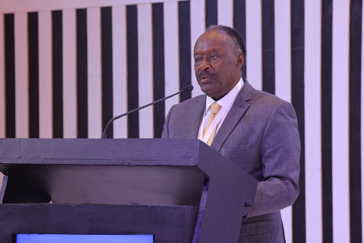 rukie_yusuf's tweet photo. Things are moving. 🇺🇬
Uganda’s push toward First Oil is not just about energy—it’s about jobs, industry, and global partnerships.
We’re positioning ourselves as a key hub for trade and investment in the region.
Watch this space.
#FirstOil #MOHatWork #UgandaRising 
#GoldenPosts https://t.co/JDOygvkirb