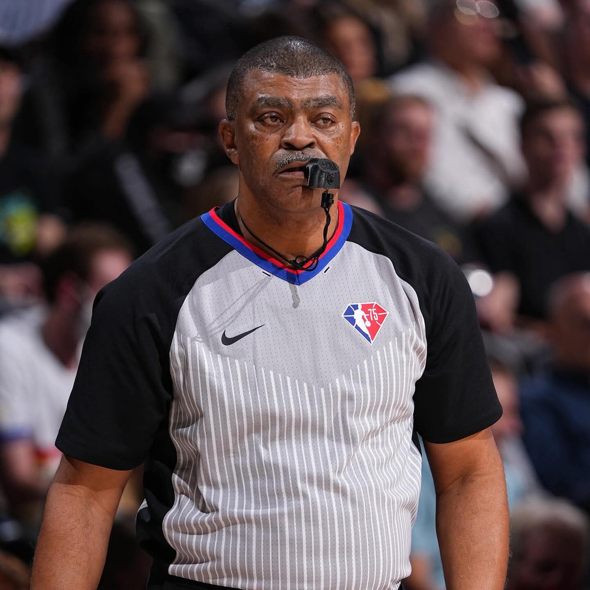 BronMuse tweet media