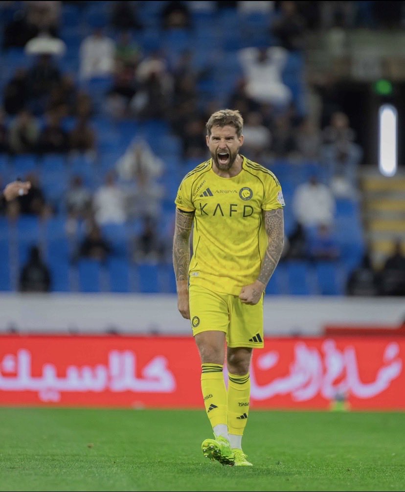 ByanNassr's tweet photo. 🚨🚨🚨🚨🚨||رسمياً:

-تواجد مارتينيز اساسياً في لقاء الاهلي💛✅ https://t.co/lFyjZxmmGq