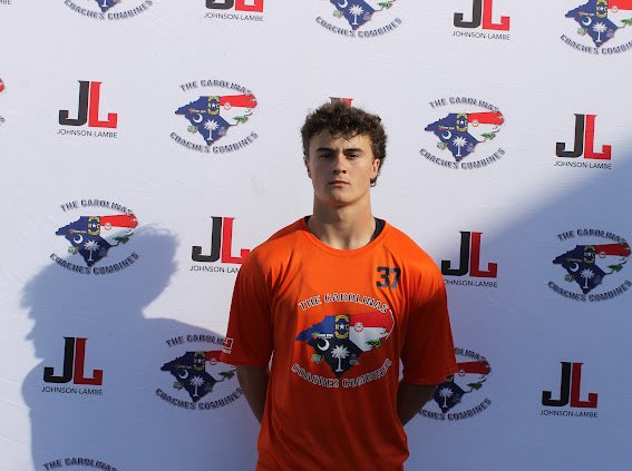 s1oansanders's tweet photo. Thank you so much @CoachesCombines for having me at the combine!!!! Also huge thanks for naming me a Defensive Standout!!!! https://t.co/nDVTBw0gBA