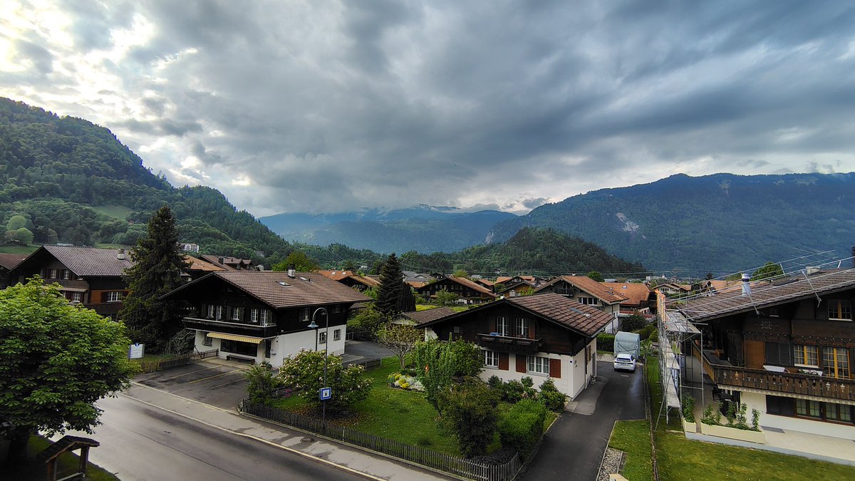 fireteamtorch's tweet photo. First time in Switzerland! Gorgeous view from the hotel room window ✨ https://t.co/M7zUKPonoV