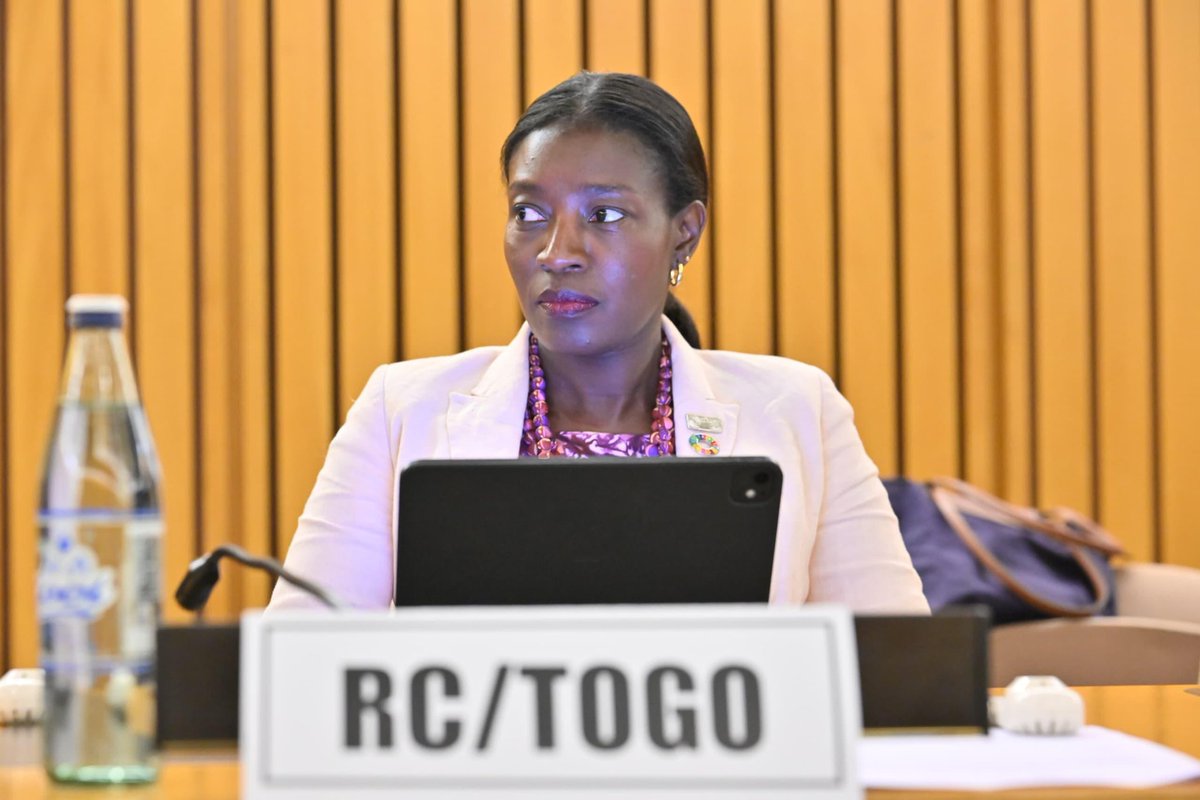 UNinGhana's tweet image. #HappeningNow @UN regional directors and RCs, meet to advance regional collaboration to deliver better for people. This is not about new structures, but smarter use of what we already have. Demand-driven and aligned with country priorities.