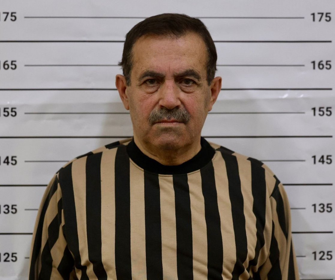 Charles_Lister's tweet image. NEW -- #Syria's MOI has captured one of the architects of the August 2013 Sarin gas nerve agent attack on Eastern Ghouta: Major General Adnan Halawa.

The latest in a series of high-profile arrests related to the #Assad regime's most infamous crimes.