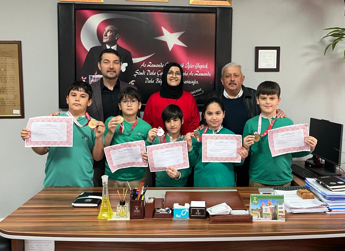 BulancakMEM's tweet photo. İlkokullar arası Akıl ve Zekâ Oyunları Yarışması’nda Cumhuriyet İlkokulu öğretmenimiz Emel PELİT rehberliğinde yarışmada:
Ömer AKSU – Abluka İl Birincisi
Yusuf Alp ÖZDEMİR – Pentago İl Birincisi
Kerem ÇAMURALİ – Küre İl İkincisi
Ravza Betül EKİNCİ – Motif  İl İkincisi https://t.co/nFfVmSwk7W