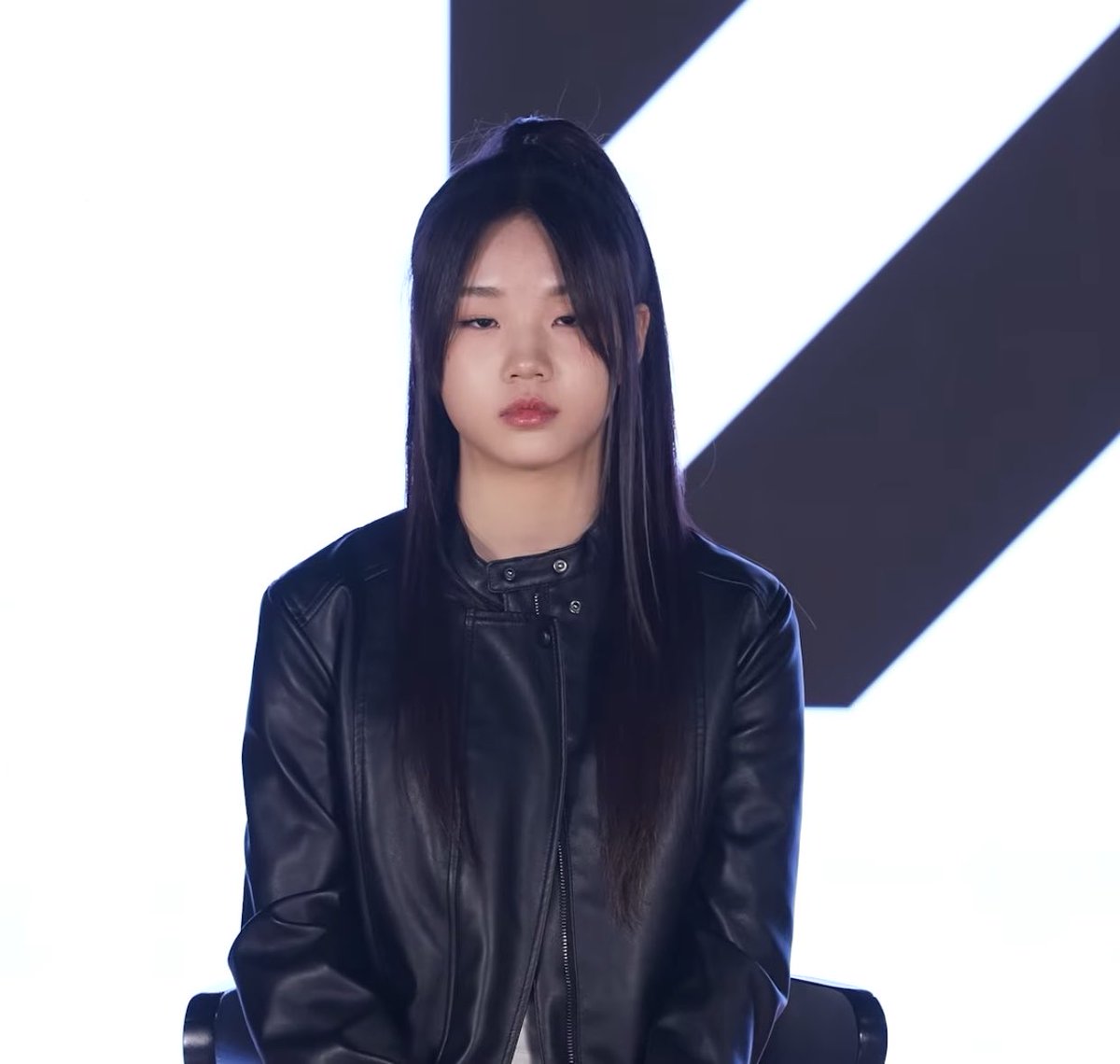 NEXT MONSTER Charts tweet media