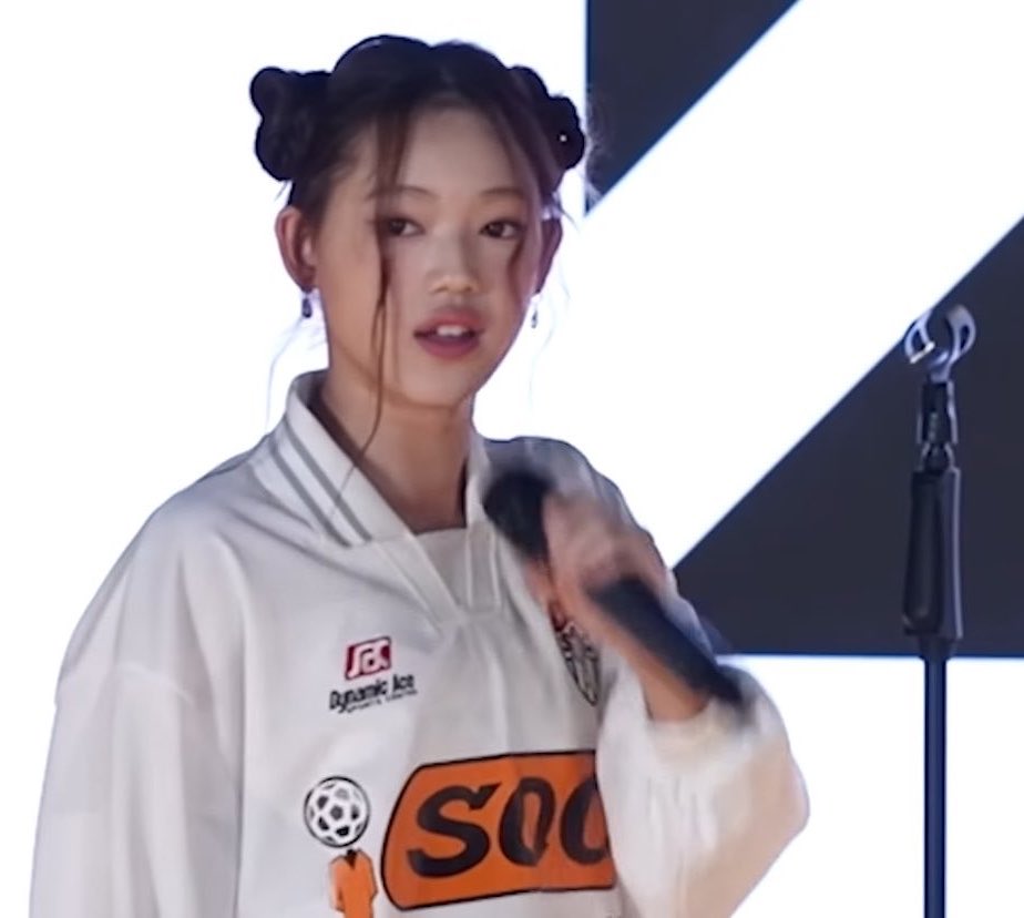 NEXT MONSTER Charts tweet media