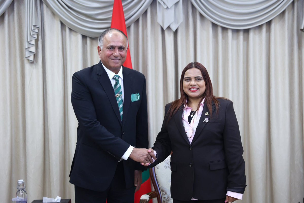 Pakistan in Maldives tweet media