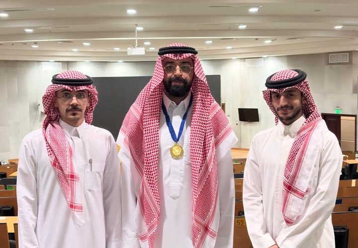 spe_kfu's tweet photo. انتهت المواجهة الثالثة بفوز فريق MIS 💻
تحصل على افضل لاعب مهدي البحراني https://t.co/BfUomqC8Us