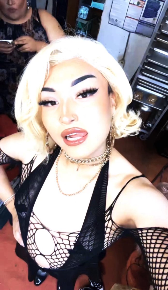 angellustdoll4's tweet image. Yall like me as a blonde?🥰 #trans #az #arizona