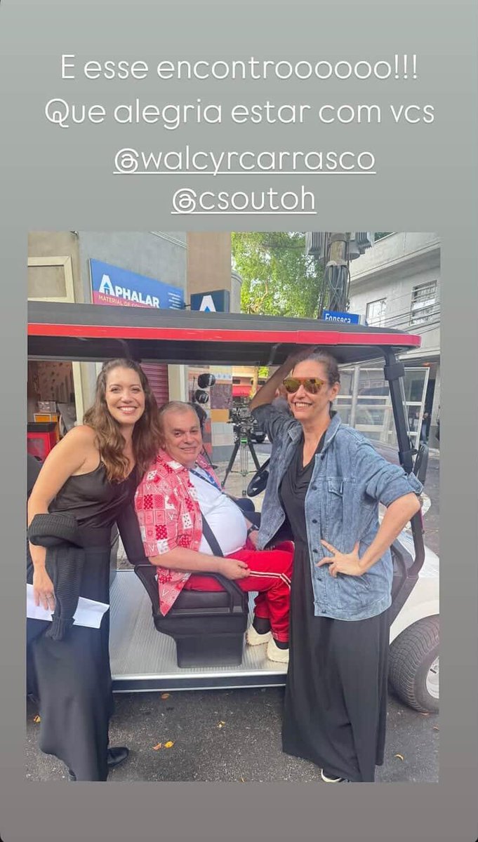 Nathalia com Walcyr e Claudia nos bastidores de #QuemAmaCuida