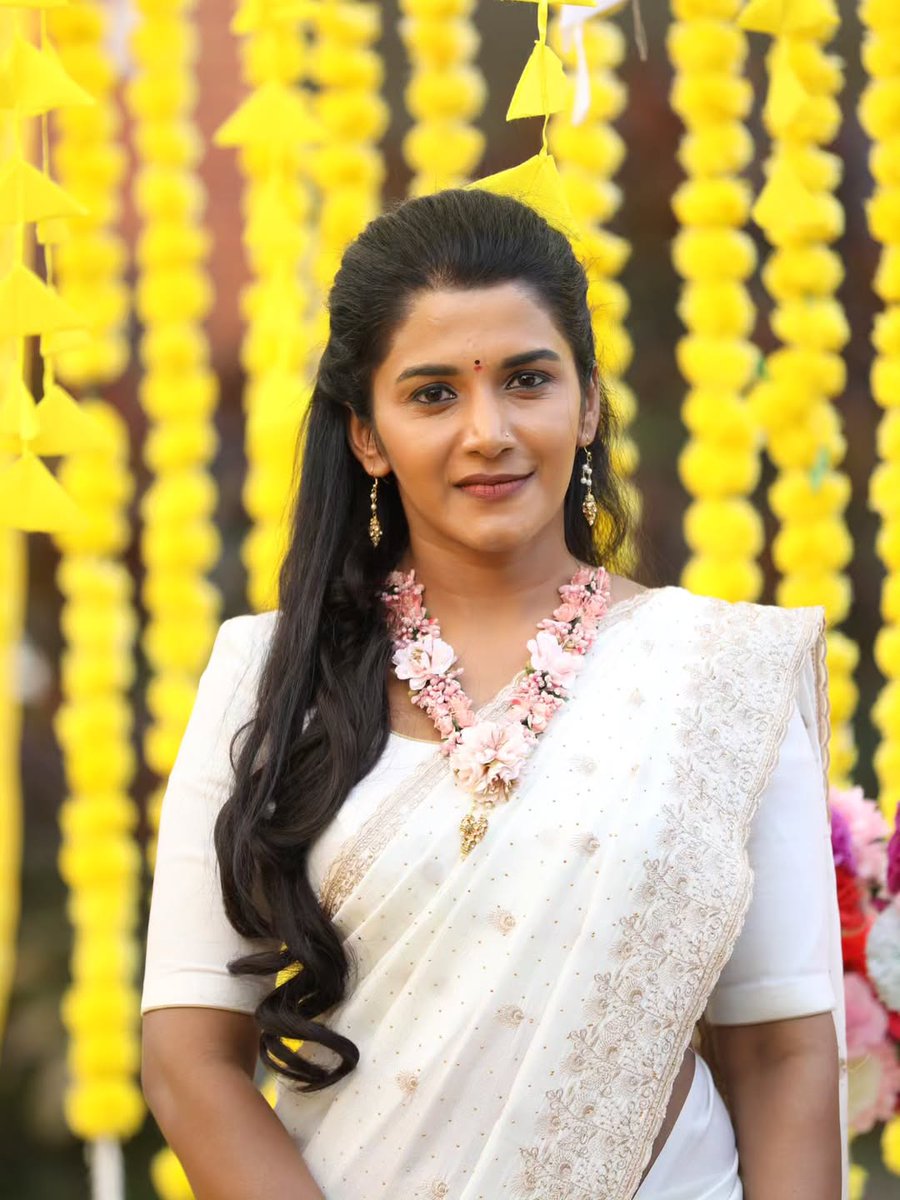 ActrezHub's tweet photo. #DivyaShreeSullia #DivyaShree #Divya https://t.co/u10uaE2Q2I
